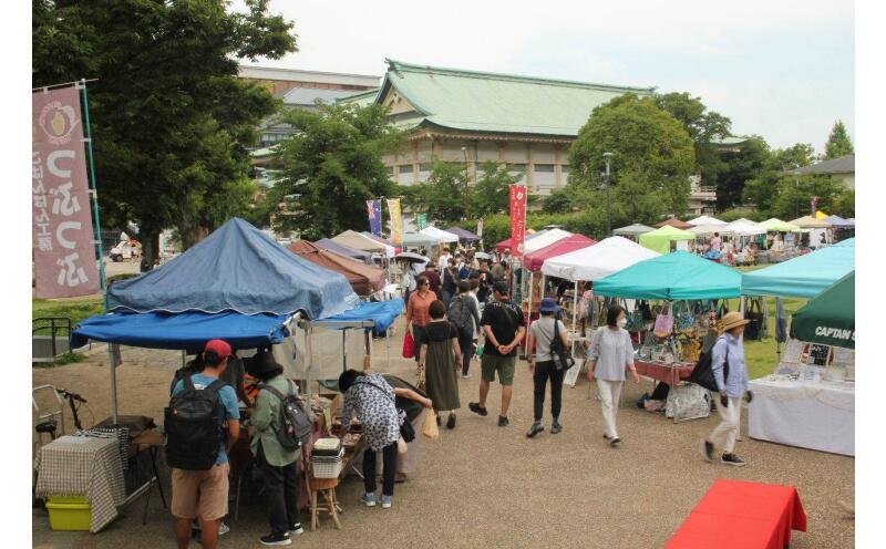 平安楽市（岡崎公園手づくり市）