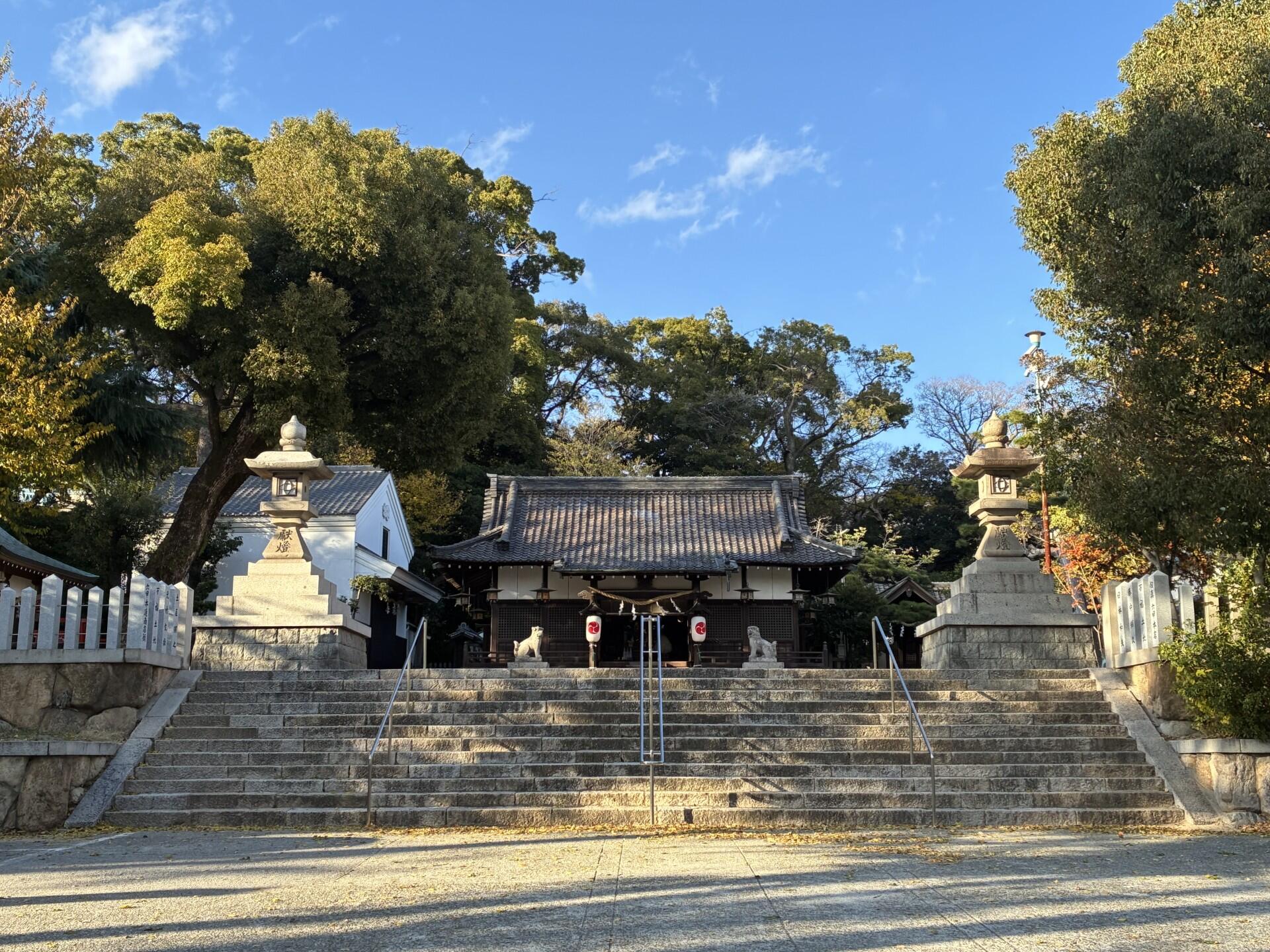 六甲八幡神社.jpg