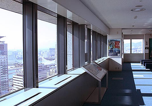 고베 시청 1호관 24층 전망 로비