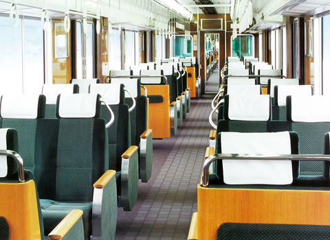 舒適且便捷的觀光特快| Hankyu Corporation. 舒適且便捷的觀光特快| Hankyu Corporation.