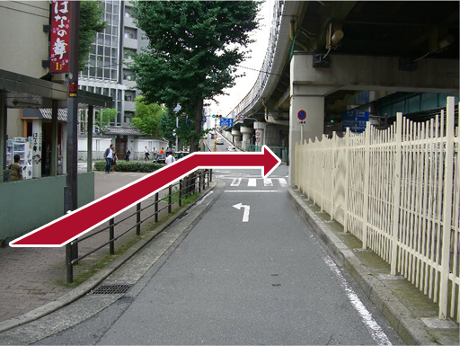 南方駅から地下鉄御堂筋線 西中島南方駅 へ乗換 阪急電鉄 南方駅から地下鉄御堂筋線 西中島南方駅 へ乗換 阪急電鉄